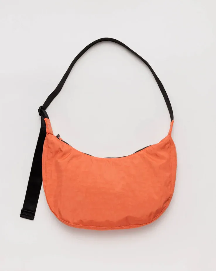 BAGGU Medium Nylon Crescent Bag