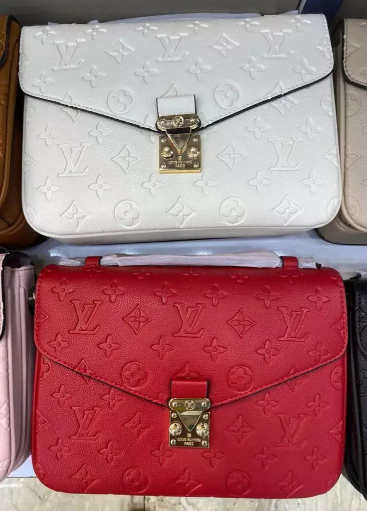 Bolsa Eco LV Pochette Metis Empreinte