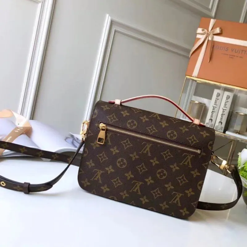 Bolsa LV Pochette Métis Eco