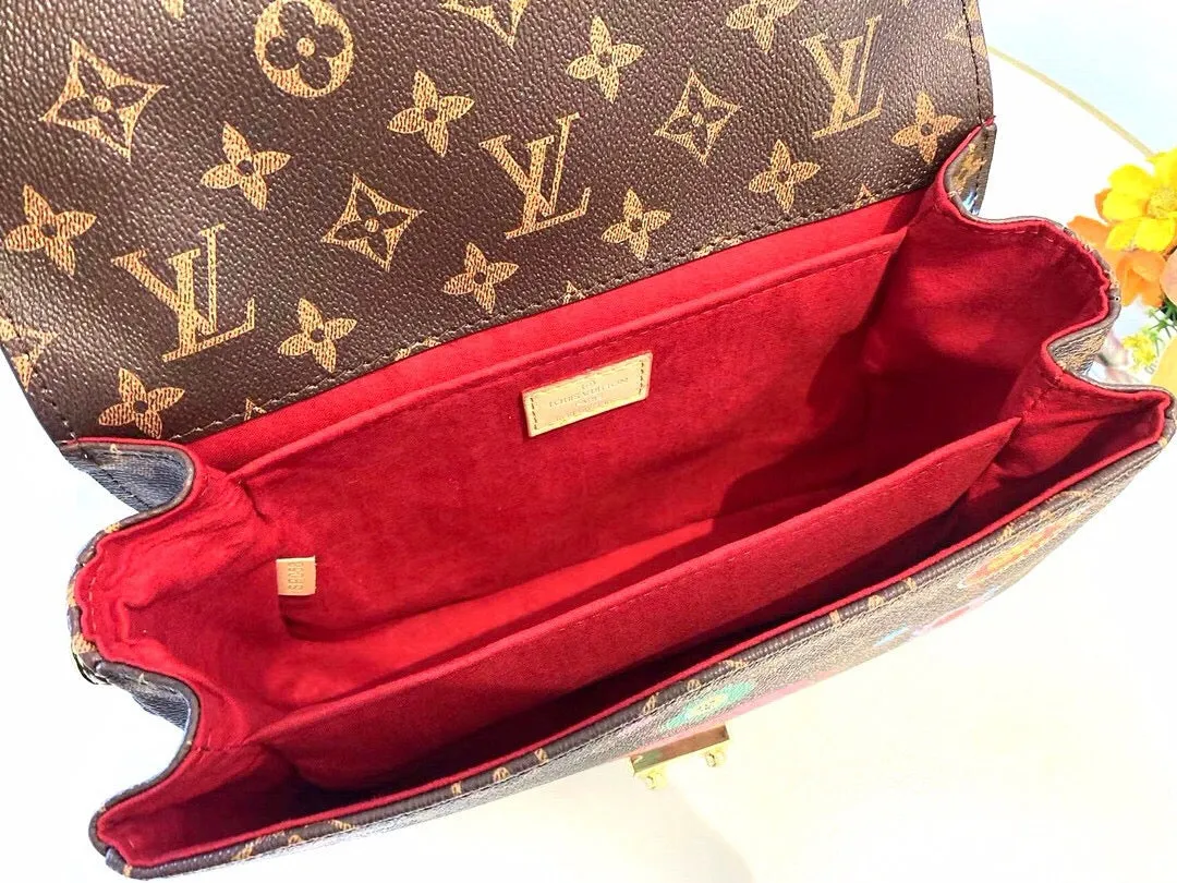 LV Pochette Métis