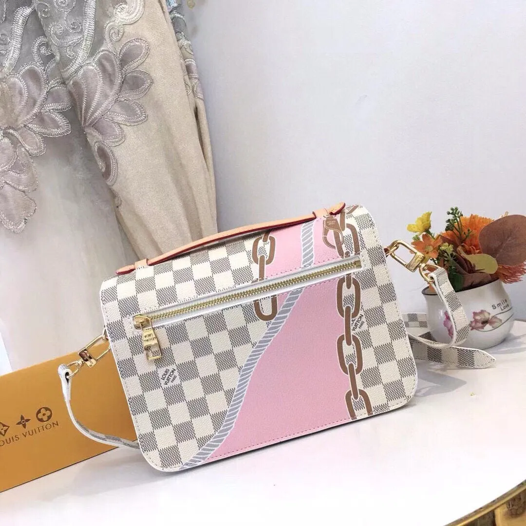 LV Pochette Métis