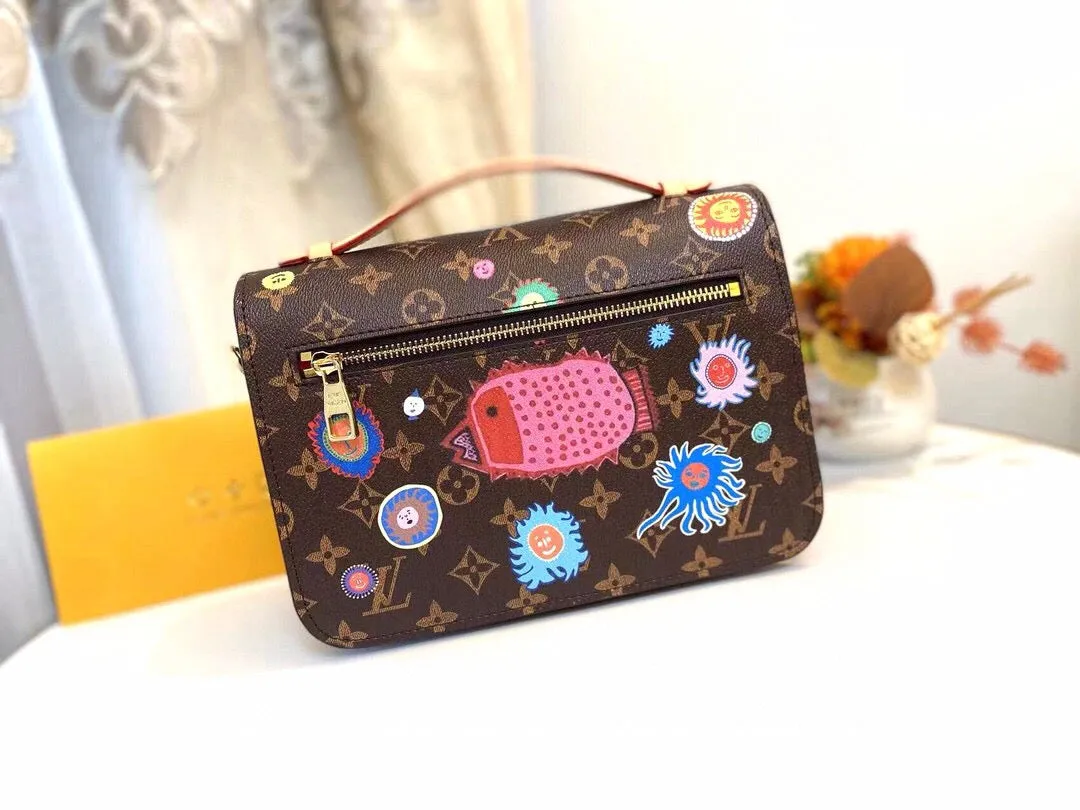 LV Pochette Métis
