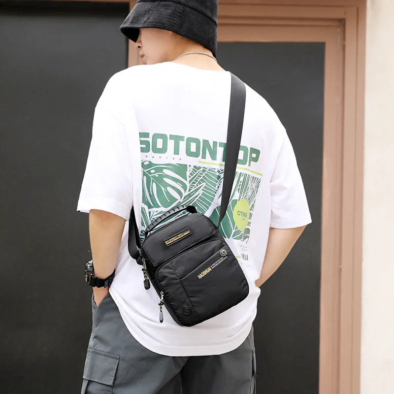 Often Casual Shoulder Bag Travel Bag Men's Messenger Bag Commuting Waterproof Nylon Bag