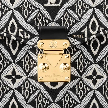 Since 1854 Pochette Metis