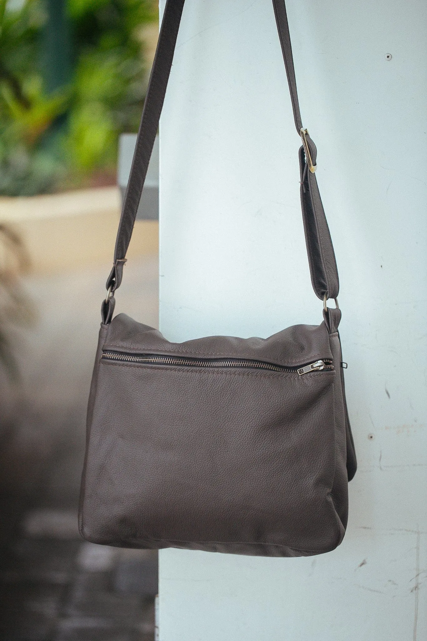 Universal Satchel Bag - Medium - Cowhide