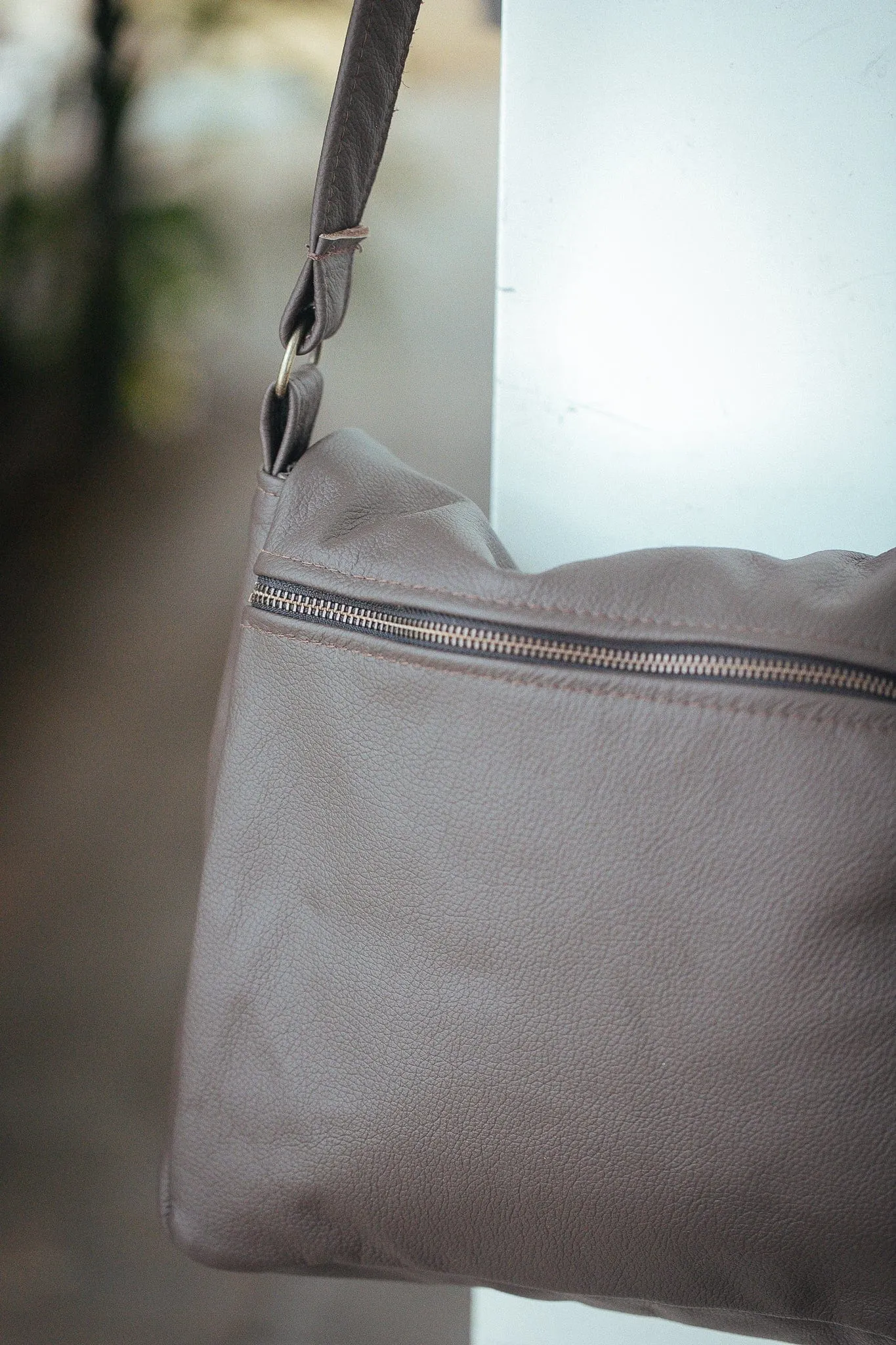 Universal Satchel Bag - Medium - Cowhide