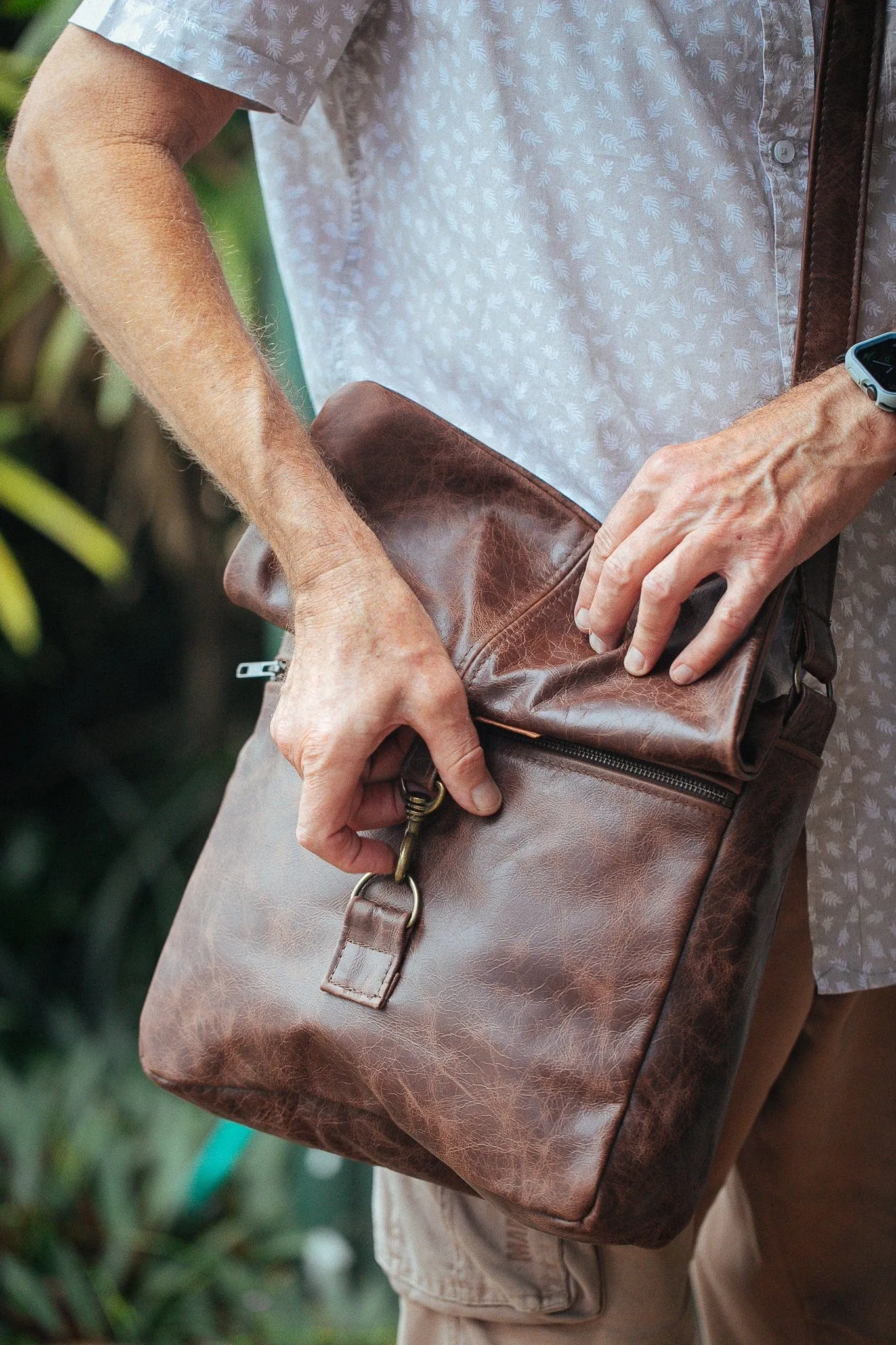Universal Satchel Bag - Medium - Cowhide