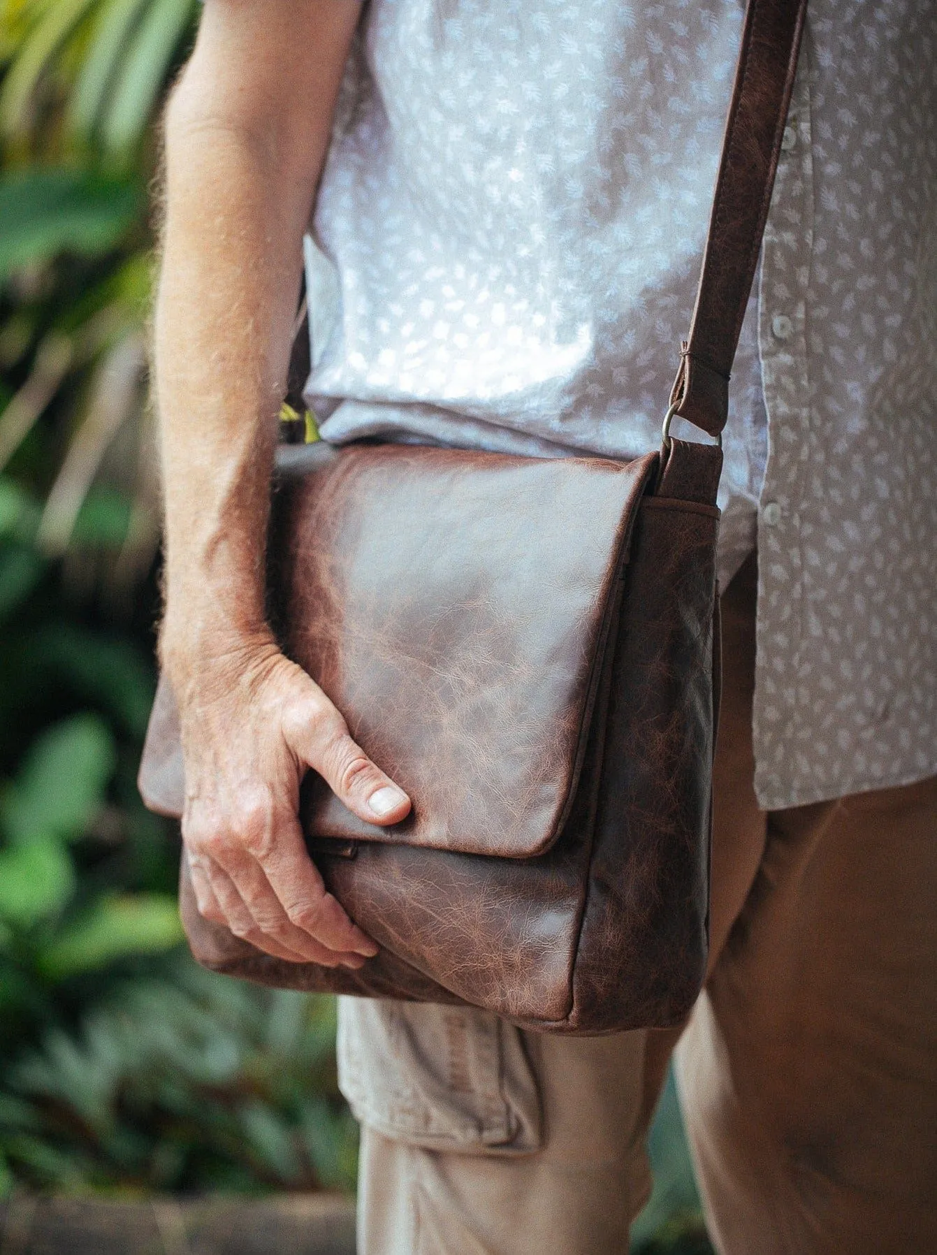 Universal Satchel Bag - Medium - Cowhide