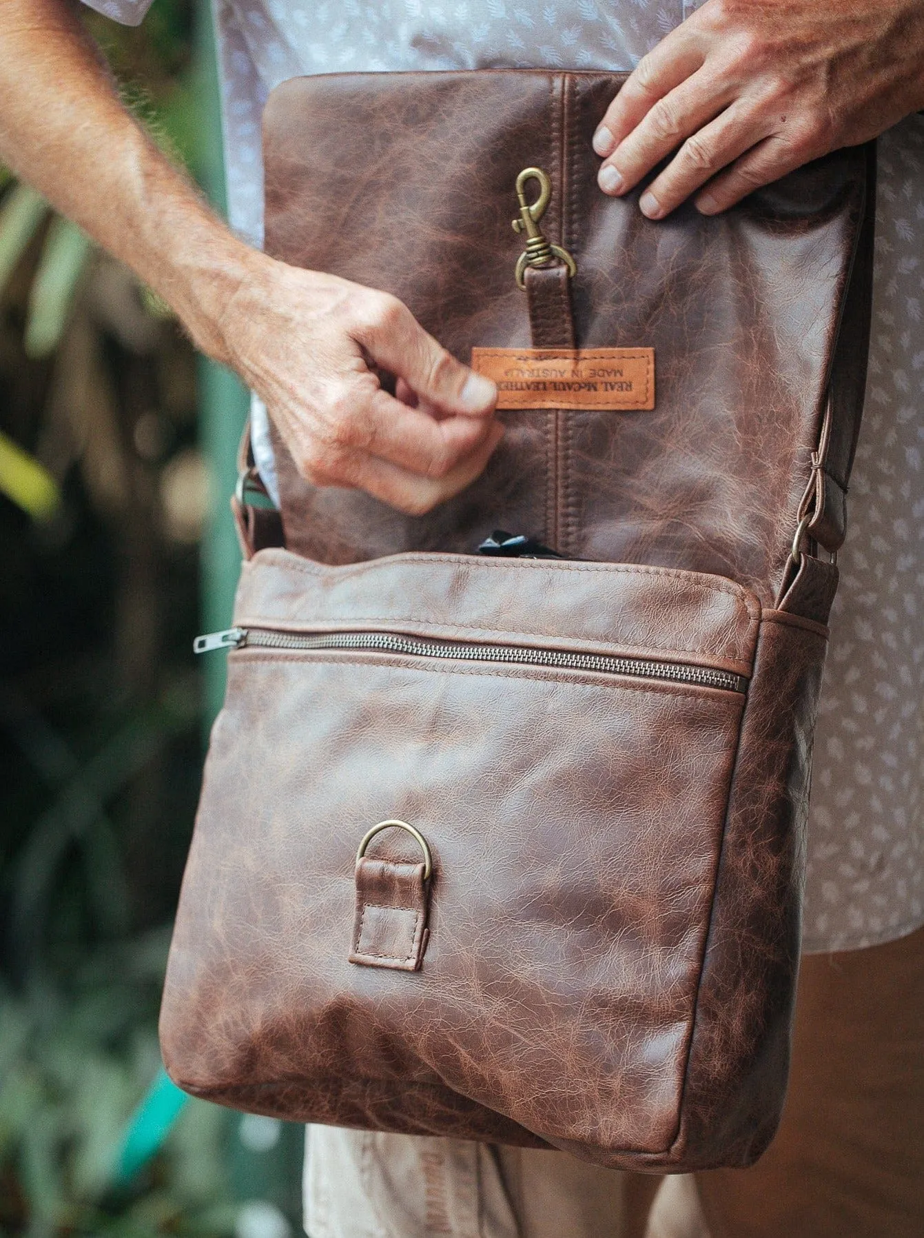 Universal Satchel Bag - Medium - Cowhide