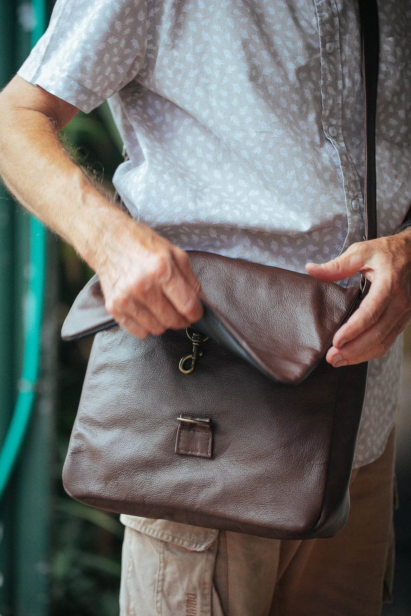 Universal Satchel Bag - Medium - Cowhide
